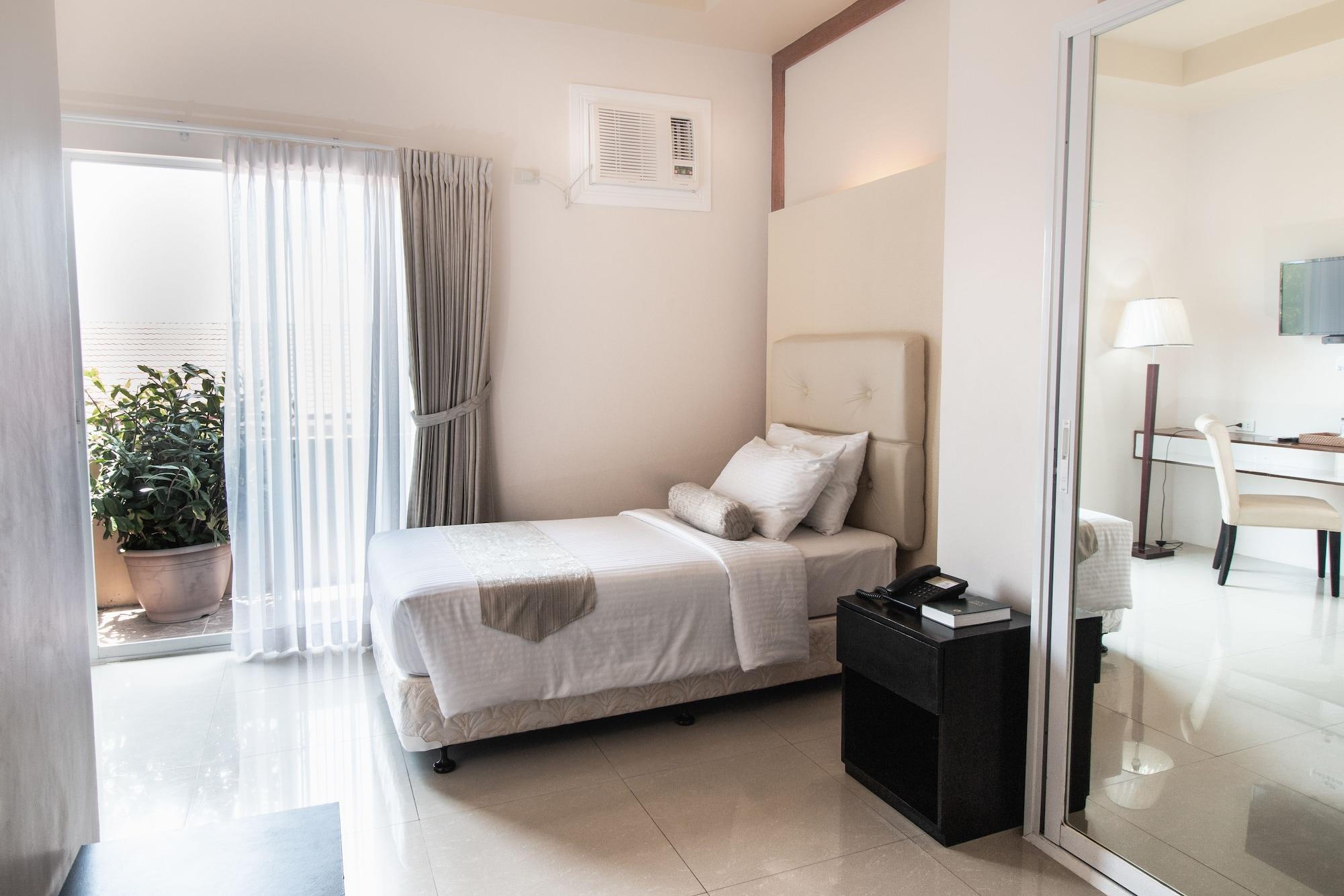Hotel Dumaguete Dumaguete City Dış mekan fotoğraf