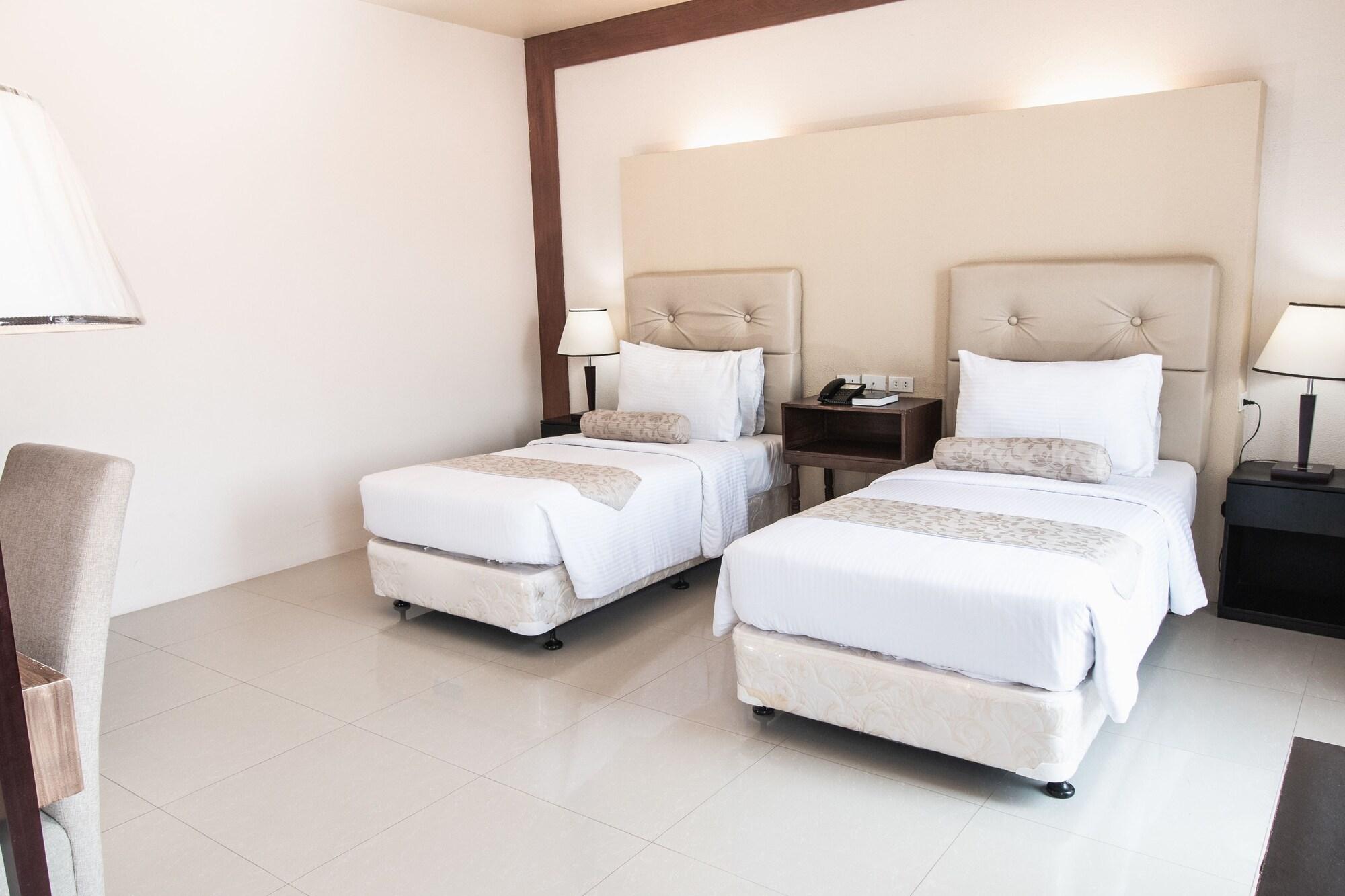 Hotel Dumaguete Dumaguete City Dış mekan fotoğraf