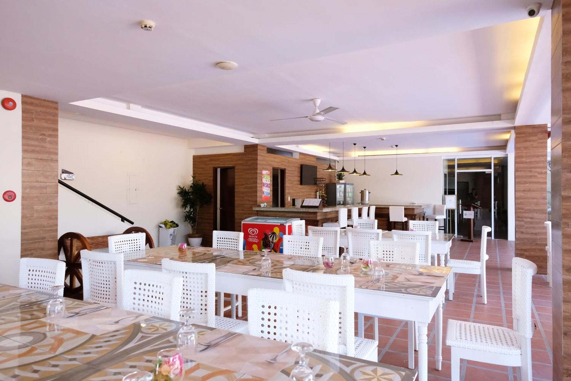 Hotel Dumaguete Dumaguete City Dış mekan fotoğraf