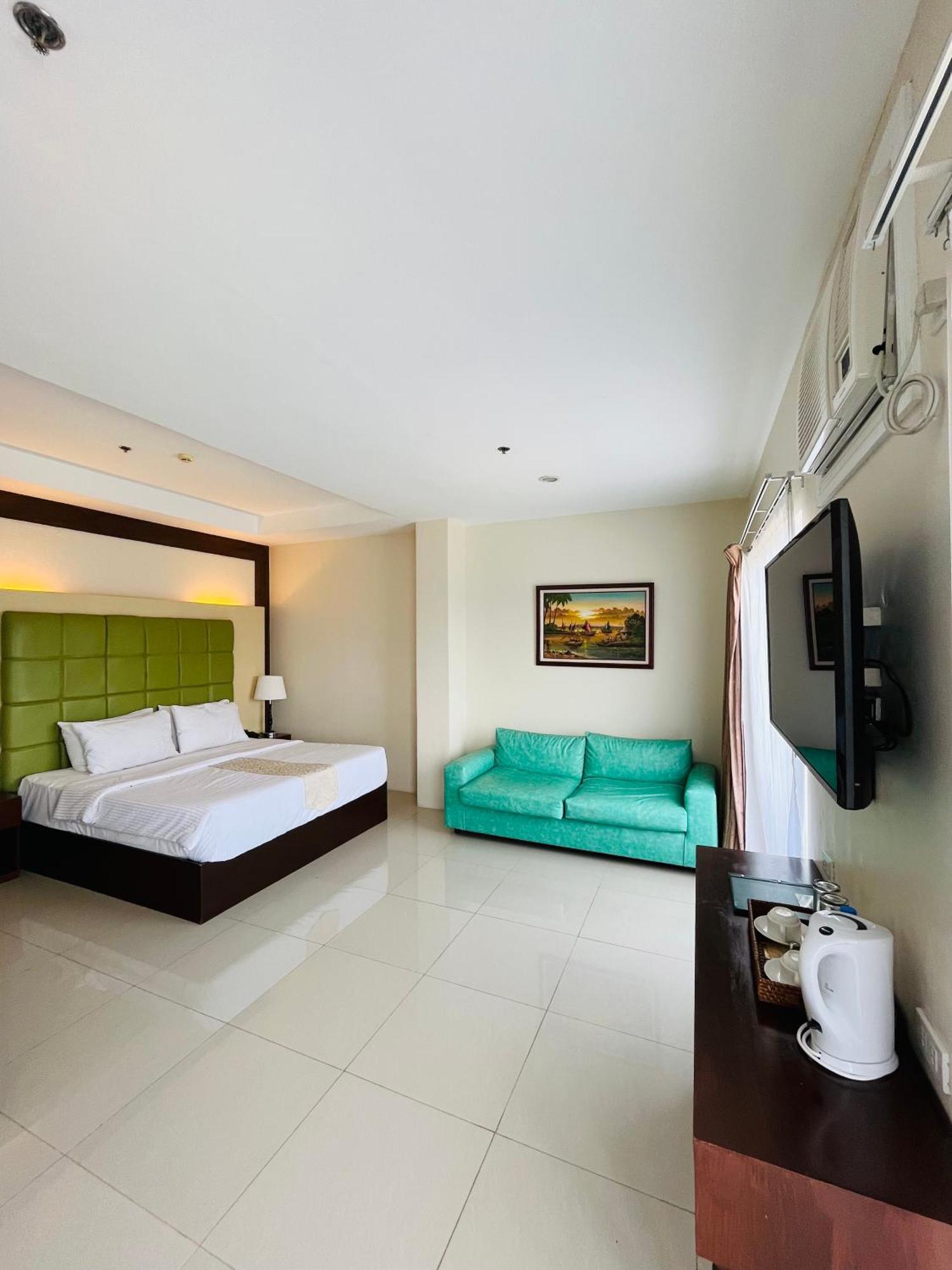Hotel Dumaguete Dumaguete City Dış mekan fotoğraf