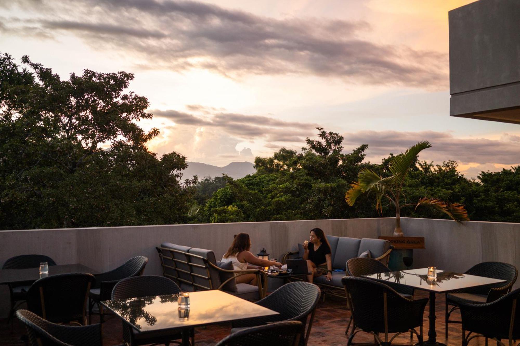 Hotel Dumaguete Dumaguete City Dış mekan fotoğraf